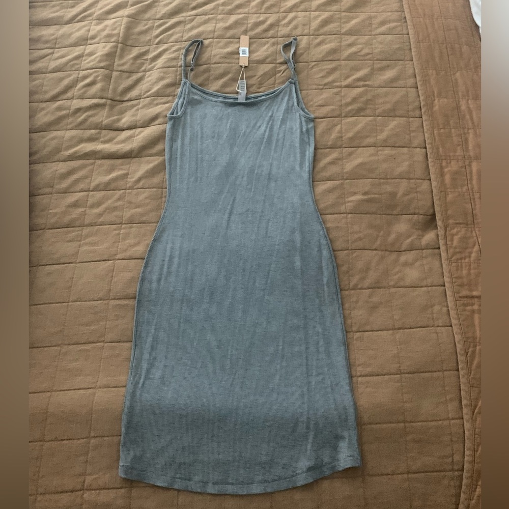 NWT SKIMS long slip dress - size M grey